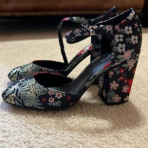 Indigo Rd Dark Blue Heels